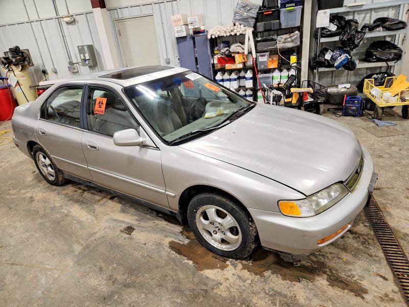 Photo 4 from auction – 1997 HONDA ACCORD SE with VIN 1HGCD5604VA160486