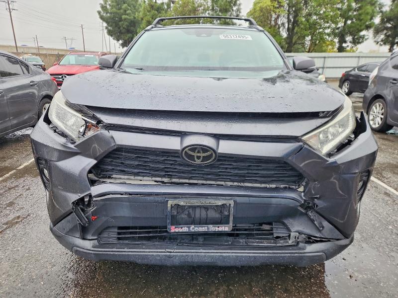 Photo 5 from auction – 2019 TOYOTA RAV4 with VIN JTMW1RFVXKD511290