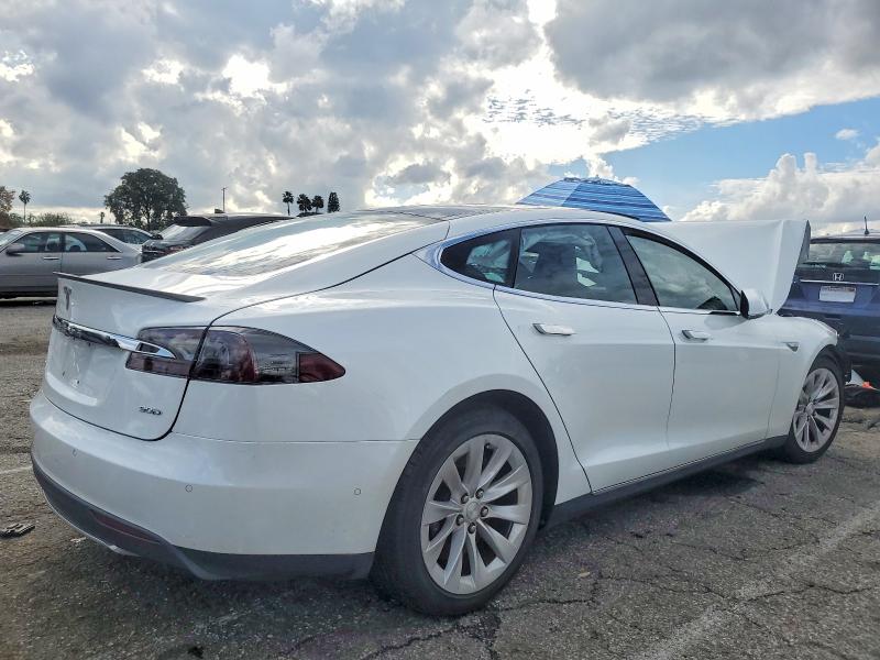 Photo 3 from auction – 2016 TESLA MODEL S with VIN 5YJSA1E28GF134921