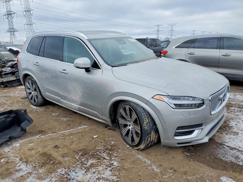 Photo 4 from auction – 2023 VOLVO XC90 PLUS with VIN YV4H600N6P1951284