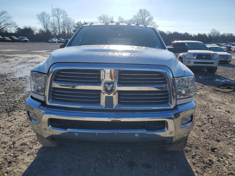 Photo 5 from auction – 2017 RAM 2500 with VIN 3C6UR5ML9HG569579