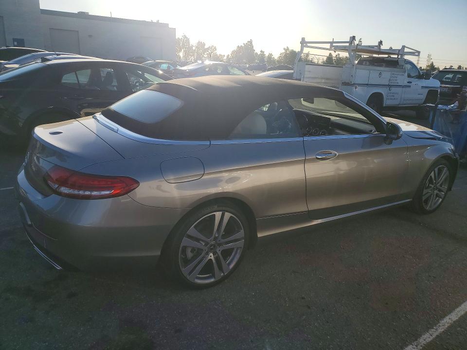 Photo 3 from auction – 2019 MERCEDES-BENZ C with VIN WDDWK8DBXKF834152