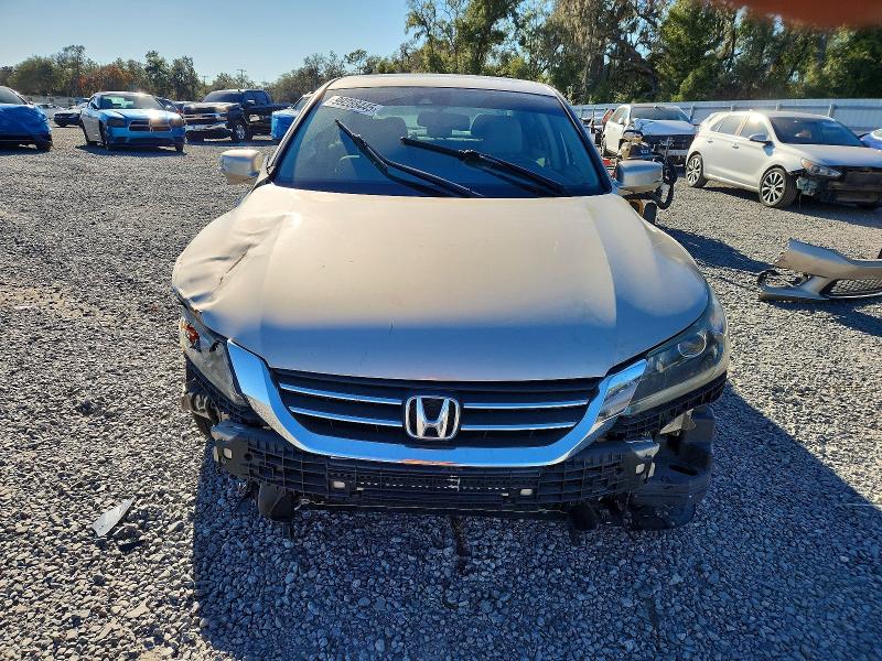 Photo 5 from auction – 2014 HONDA ACCORD with VIN 1HGCR2F86EA147969