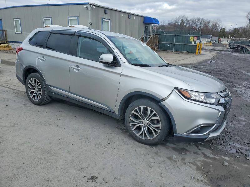 Photo 4 from auction – 2018 MITSUBISHI OUTLANDER with VIN JA4AZ3A30JZ002780