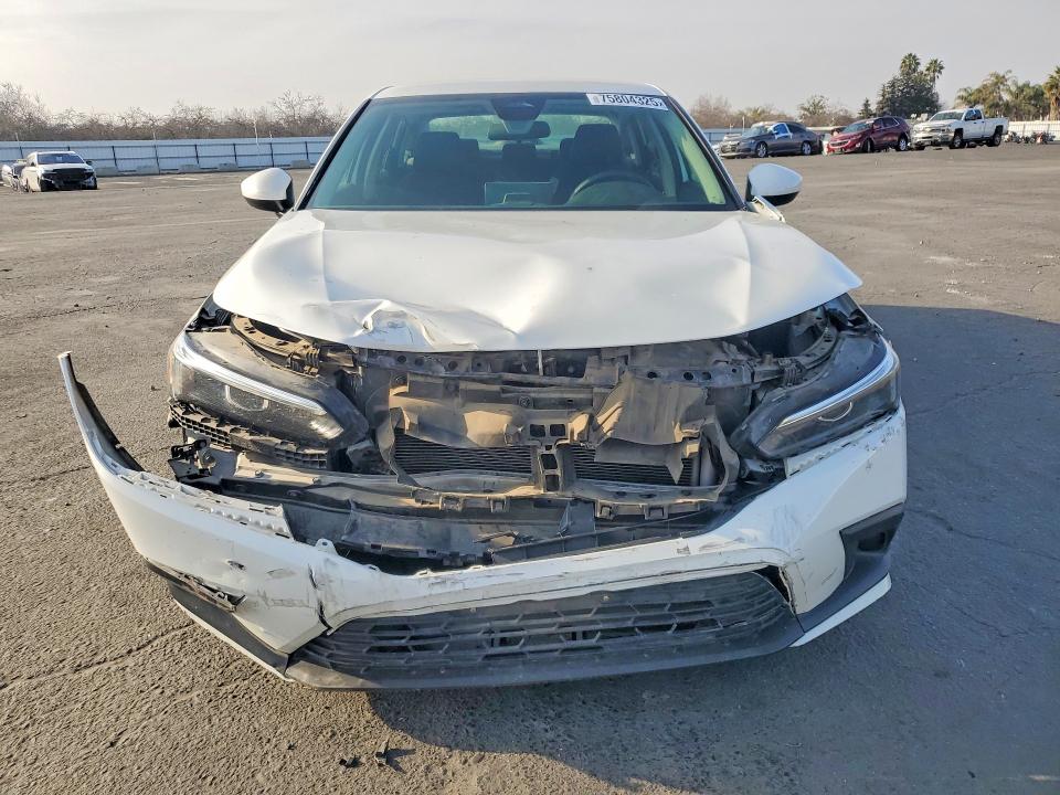 Photo 5 from auction – 2022 HONDA CIVIC with VIN 2HGFE2F25NH546667