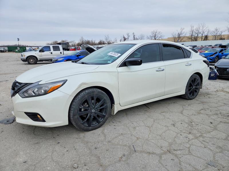 NISSAN ALTIMA 2018 with VIN 1N4AL3AP2JC472232 - Photo from auction
