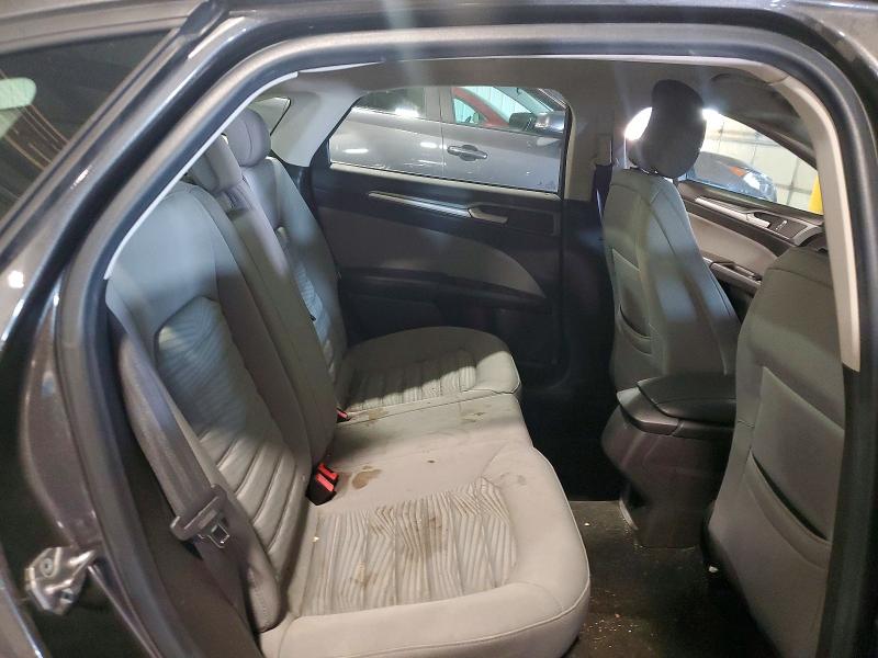 Photo 10 from auction – 2016 FORD FUSION with VIN 3FA6P0G72GR338752
