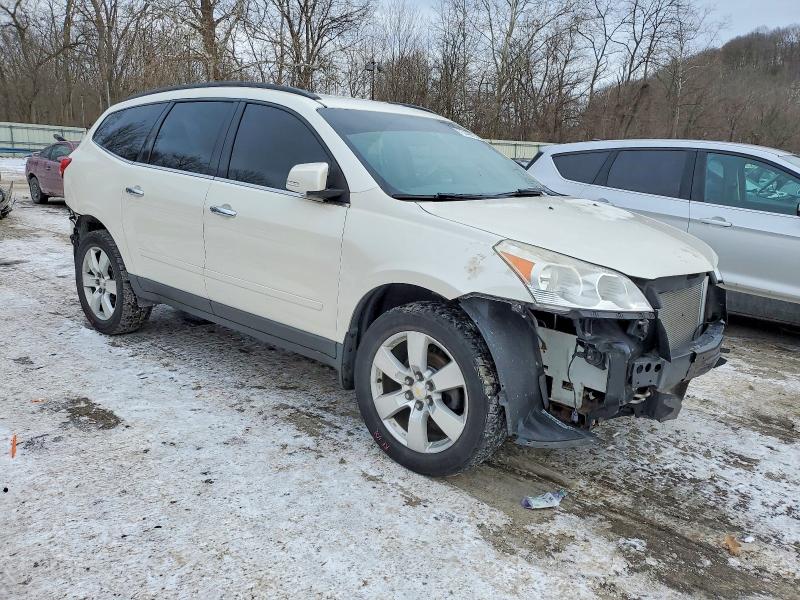 Photo 4 from auction – 2012 CHEVROLET TRAVERSE L with VIN 1GNKRGED3CJ398846