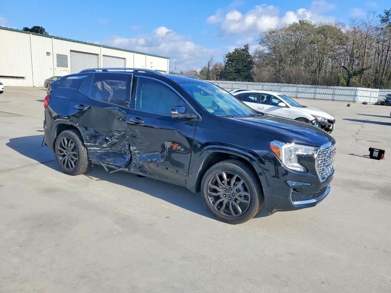 Photo 4 from auction – 2023 GMC TERRAIN DE with VIN 3GKALXEG1PL235647