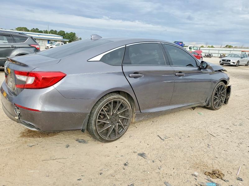 Photo 3 from auction – 2018 HONDA ACCORD with VIN 1HGCV1F11JA035955