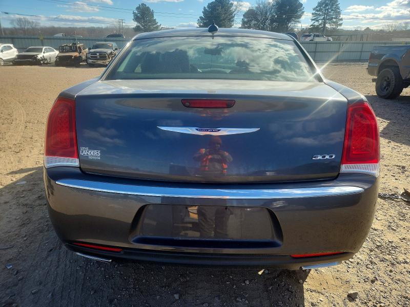 Photo 6 from auction – 2019 CHRYSLER 300 with VIN 2C3CCAEG0KH697592