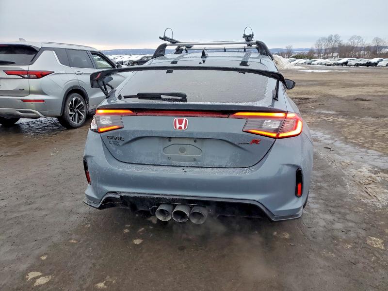 Photo 6 from auction – 2023 HONDA CIVIC TYPE with VIN JHMFL5G46PX002973