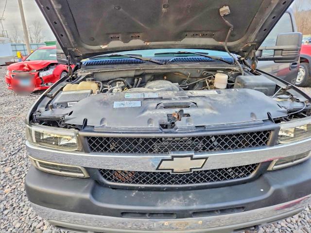 Photo 11 from auction – 2002 CHEVROLET SILVERADO with VIN 1GCHK23U12F154420