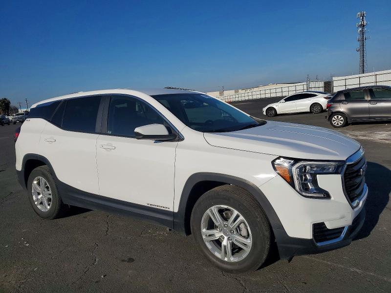 Photo 4 from auction – 2024 GMC TERRAIN with VIN 3GKALMEGXRL325896