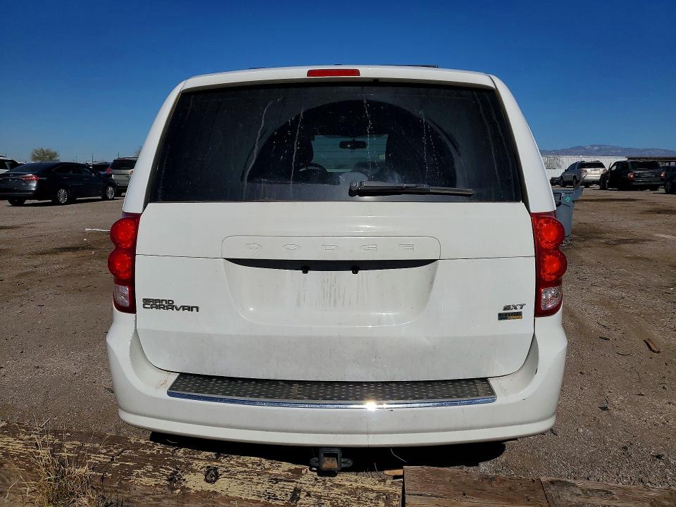 Photo 6 from auction – 2017 DODGE GRAND CARAVAN with VIN 2C4RDGCG5HR600267
