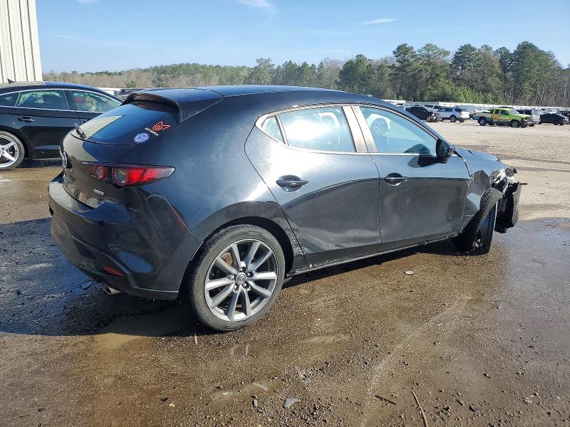 Photo 3 from auction – 2021 MAZDA 3 with VIN JM1BPAKLXM1336949