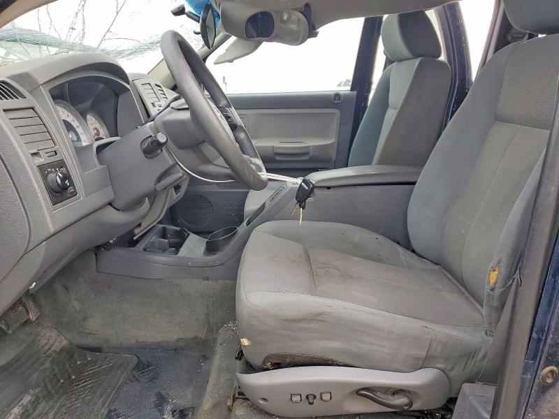 Photo 7 from auction – 2005 DODGE DAKOTA SLT with VIN 1D7HW42NX5S133724