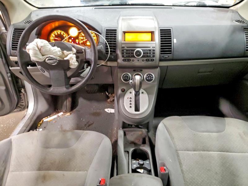 Photo 8 from auction – 2009 NISSAN SENTRA with VIN 3N1AB61E89L676419