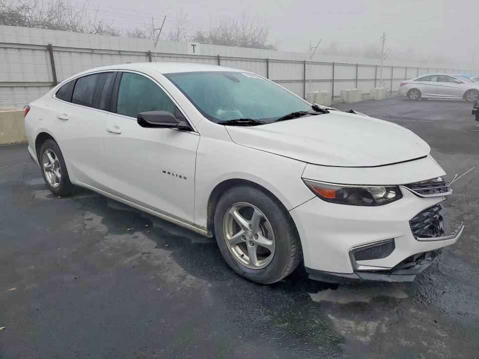Photo 4 from auction – 2018 CHEVROLET MALIBU with VIN 1G1ZB5ST6JF255314