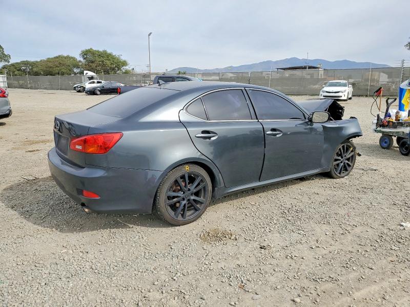 Photo 3 from auction – 2008 LEXUS IS with VIN JTHBK262685070154