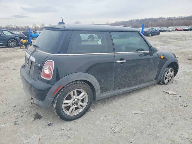 Photo 3 from auction – 2012 MINI COOPER with VIN WMWSU3C50CT185026