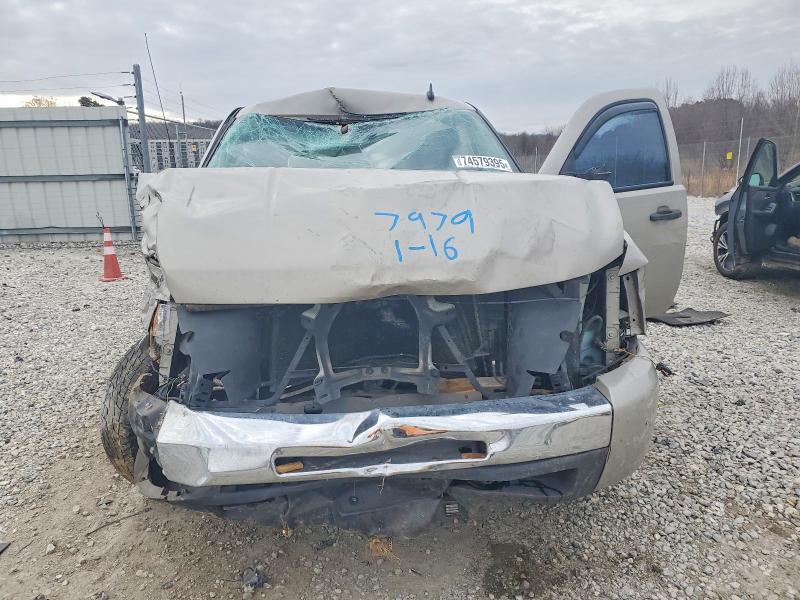Photo 5 from auction – 2009 CHEVROLET SILVERADO with VIN 1GCEC19C39Z197979