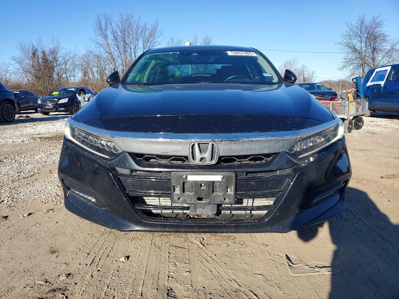 Photo 5 from auction – 2018 HONDA ACCORD with VIN 1HGCV2F92JA008839