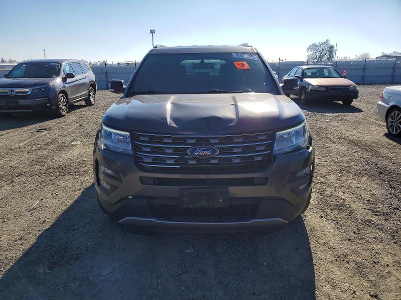 Photo 5 from auction – 2017 FORD EXPLORER with VIN 1FM5K7D88HGD64481