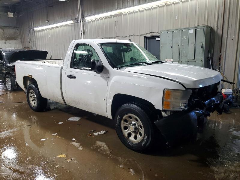 Photo 4 from auction – 2007 CHEVROLET SILVERADO with VIN 1GCEC14C57Z574879