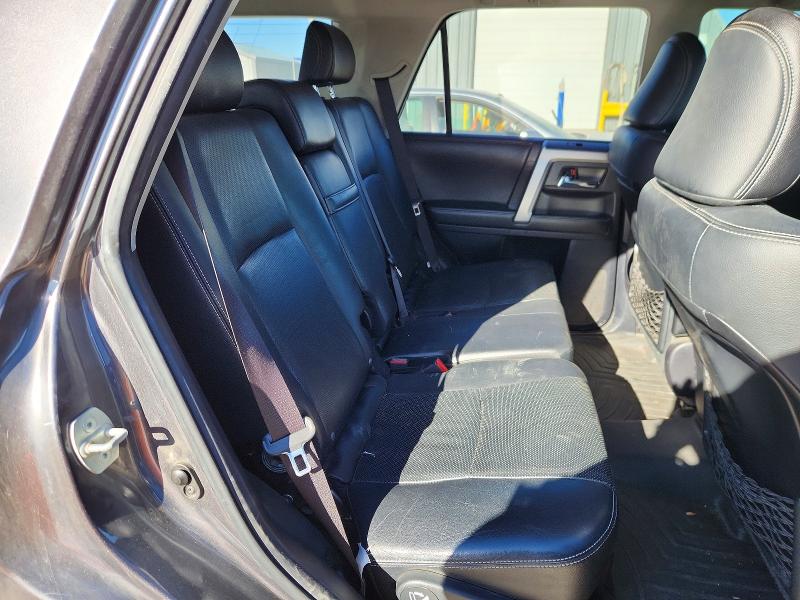 Photo 11 from auction – 2015 TOYOTA 4RUNNER SR with VIN JTEBU5JR7F5206396