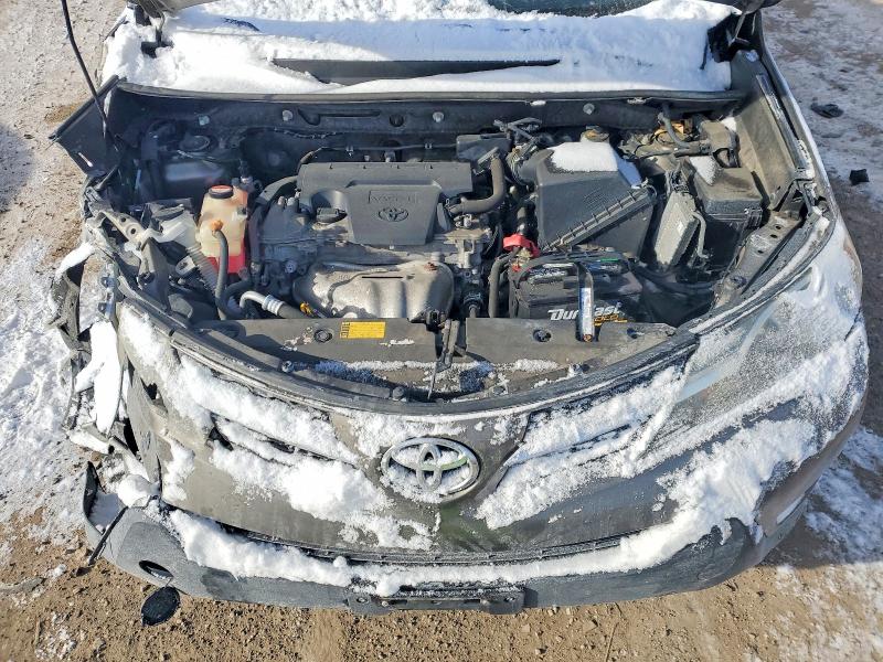 Photo 11 from auction – 2015 TOYOTA RAV4 LIMIT with VIN JTMDFREV5FD103800