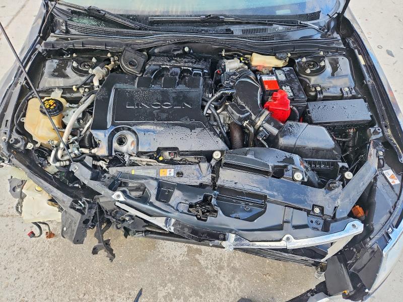 Zdjęcie 11 z aukcji – 2011 LINCOLN MKZ z VIN 3LNHL2GC1BR753931