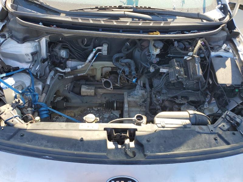 Photo 11 from auction – 2017 KIA FORTE with VIN KNAFK5A8XH5697873