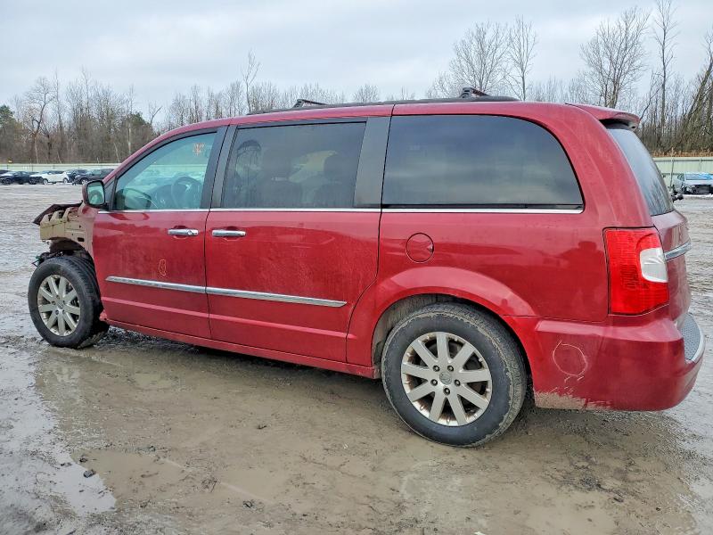 Photo 2 from auction – 2016 CHRYSLER TOWN & COU with VIN 2C4RC1BG7GR120344