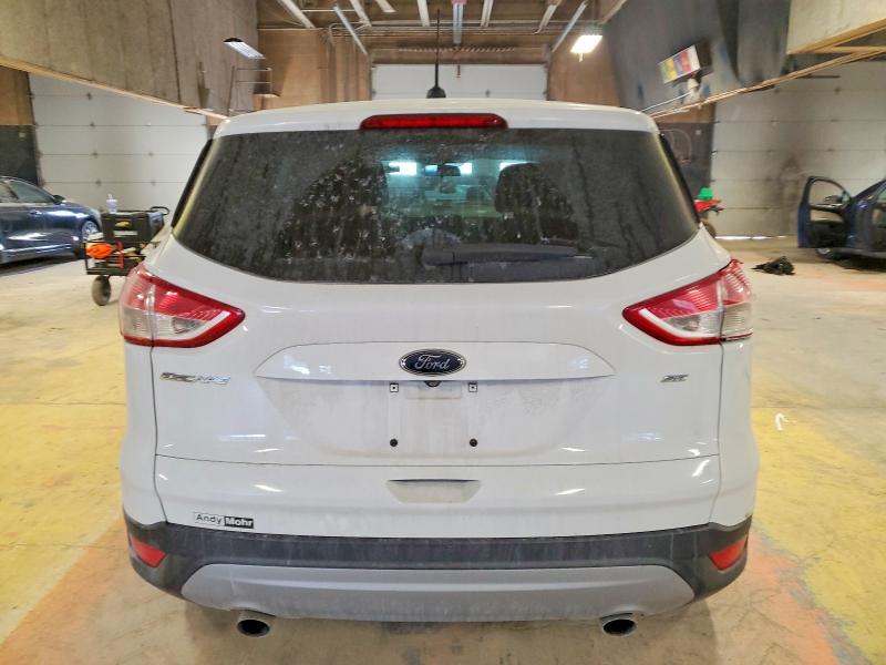 Photo 6 from auction – 2016 FORD ESCAPE with VIN 1FMCU0G7XGUA03944