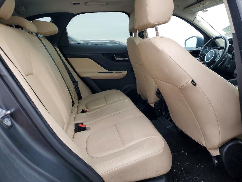 Photo 10 from auction – 2017 JAGUAR F-PACE with VIN SADCS2BN5HA085729