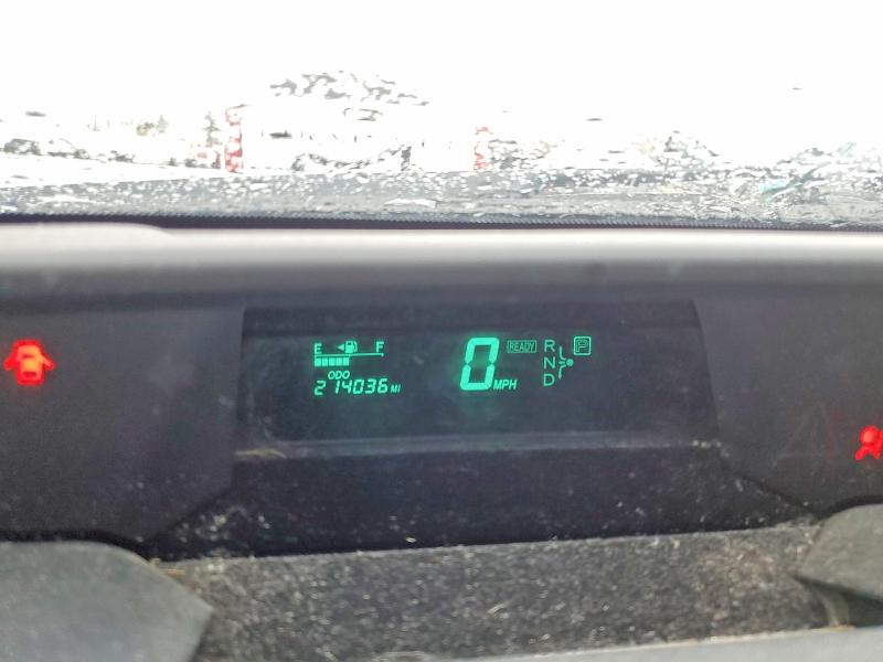 Photo 9 from auction – 2005 TOYOTA PRIUS with VIN JTDKB20U557048075