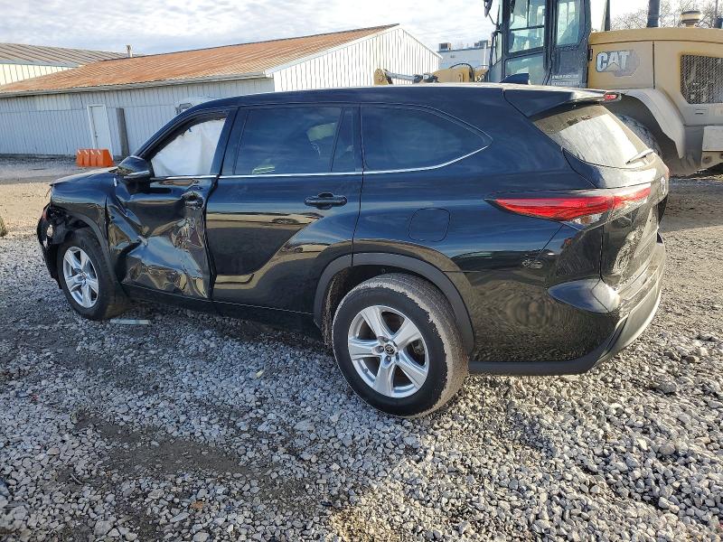 Photo 2 from auction – 2021 TOYOTA HIGHLANDER with VIN 5TDCZRAH8MS085555