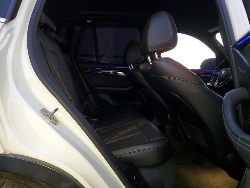 Photo 10 from auction – 2019 BMW X3 with VIN 5UXTR7C57KLF32769