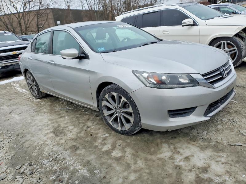 Photo 4 from auction – 2013 HONDA ACCORD with VIN 1HGCR2F36DA062665