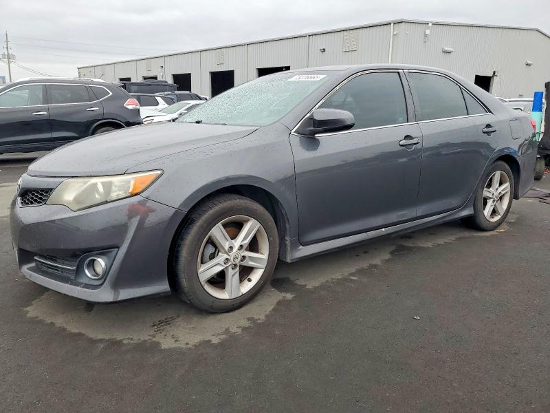 TOYOTA CAMRY BASE 2012 z numerem VIN 4T1BF1FK5CU023692 - Zdjęcie z aukcji