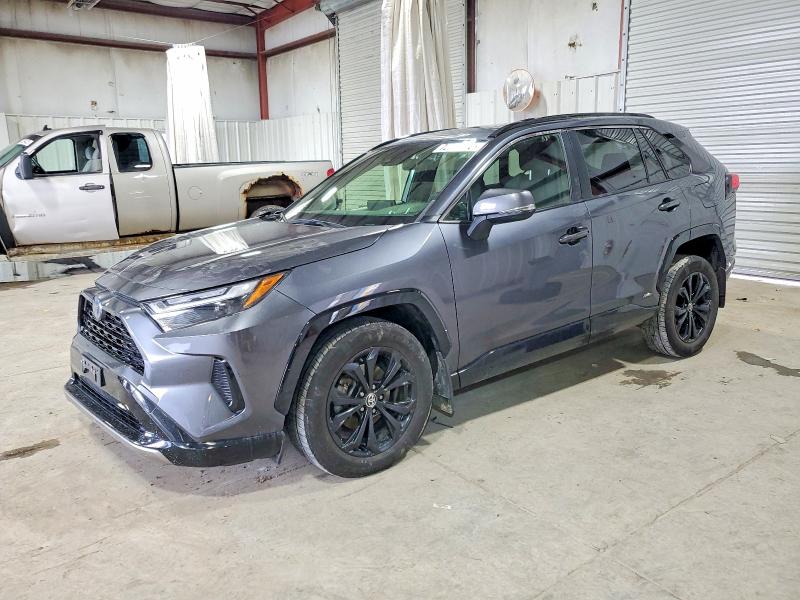 TOYOTA RAV4 SE 2022 with VIN JTM16RFVXND522824 - Photo from auction