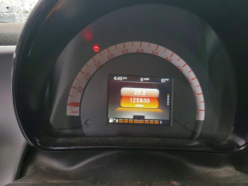 Photo 9 from auction – 2016 SMART FORTWO with VIN WMEFJ5DAXGK055451