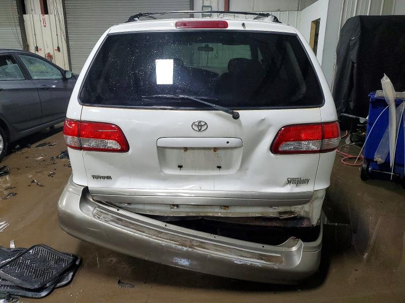 Photo 6 from auction – 2002 TOYOTA SIENNA LE with VIN 4T3ZF13C52U461307