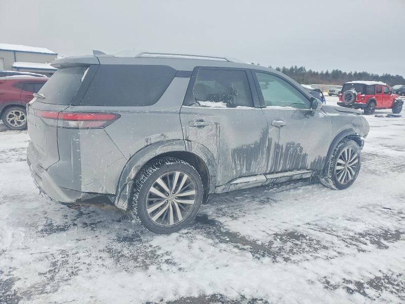 Photo 3 from auction – 2022 NISSAN PATHFINDER with VIN 5N1DR3DK6NC242975