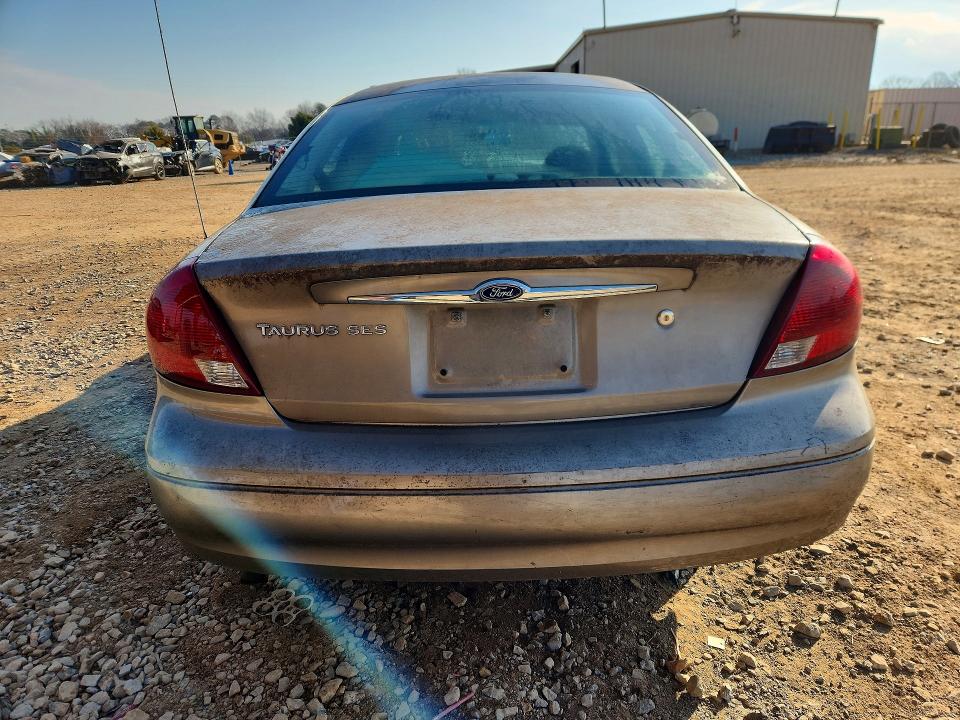 Photo 6 from auction – 2003 FORD TAURUS with VIN 1FAFP55243G201155
