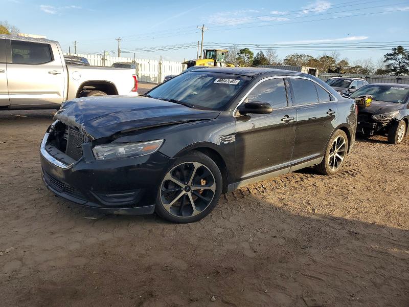 FORD TAURUS 2015 con VIN 1FAHP2E89FG196132 - Foto de la subasta