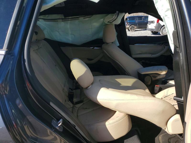 Photo 11 from auction – 2016 BMW X1 with VIN WBXHT3C37G5E53388