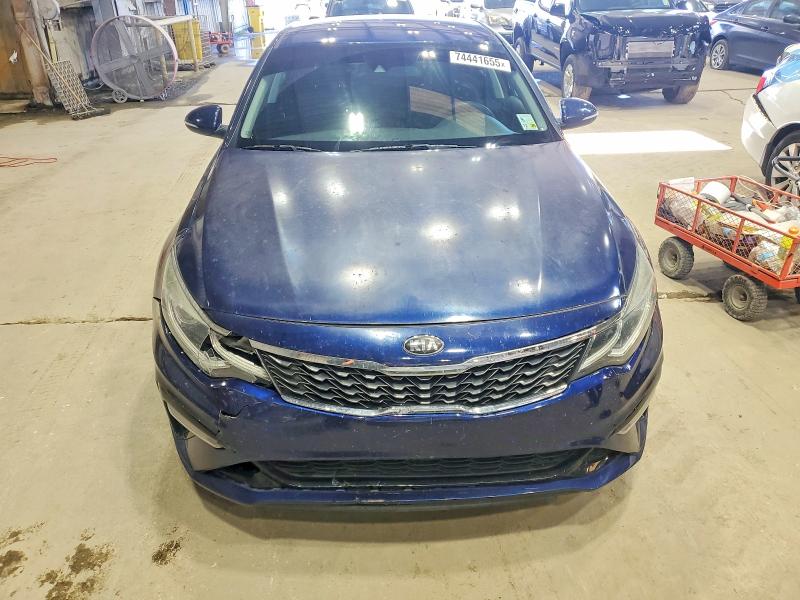 Photo 5 from auction – 2019 KIA OPTIMA with VIN 5XXGT4L34KG379704