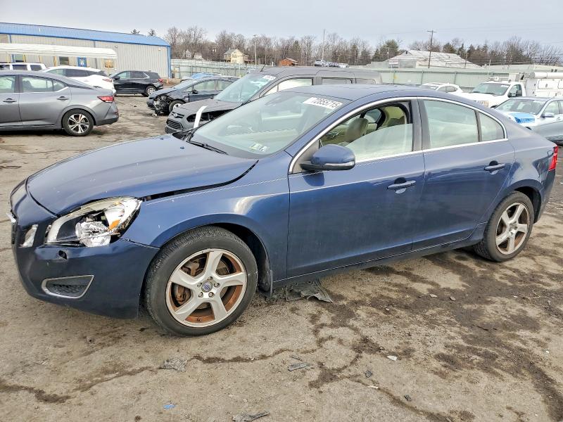 VOLVO S60 T5 2012 with VIN YV1622FS2C2113671 - Photo from auction